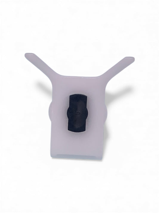 Rover 75 MG ZT-T | Chrome Kickplate Trim Clip | DDQ100460